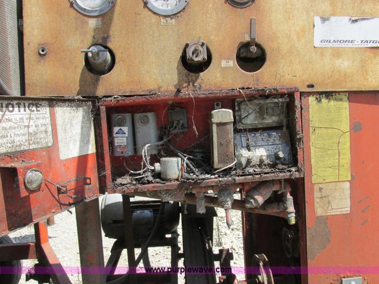 image for item I8965 G&T 570 grain dryer