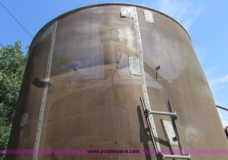 image for item I8965 G&T 570 grain dryer