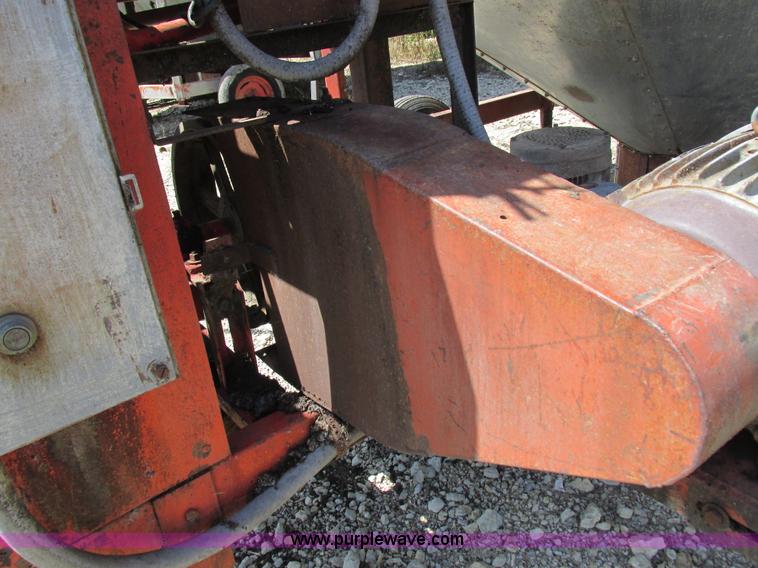 image for item I8965 G&T 570 grain dryer