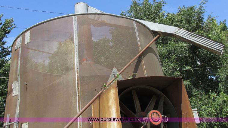 image for item I8965 G&T 570 grain dryer