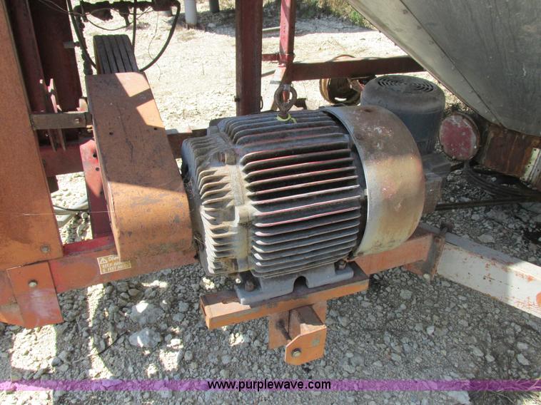 image for item I8966 Gilmore & Tatge 580 grain dryer