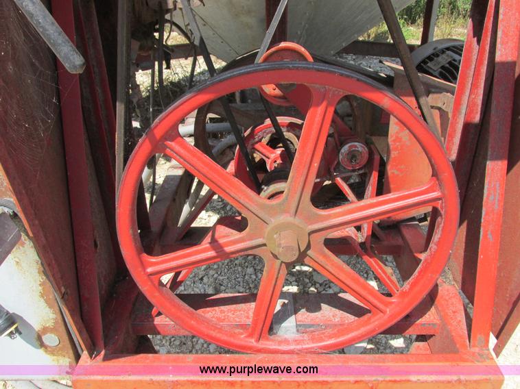 image for item I8966 Gilmore & Tatge 580 grain dryer