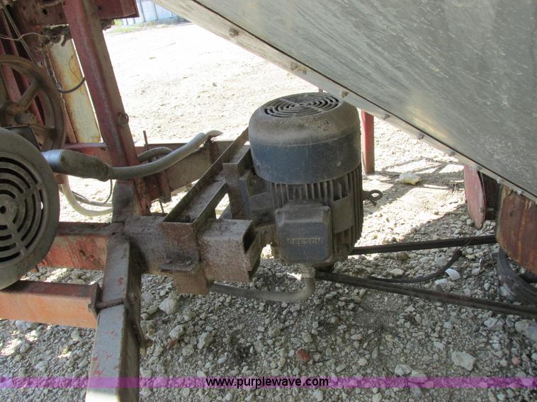 image for item I8966 Gilmore & Tatge 580 grain dryer