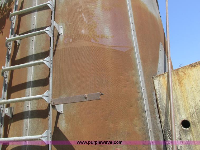 image for item I8968 G&T 580 grain dryer