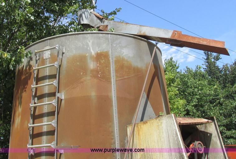 image for item I8968 G&T 580 grain dryer