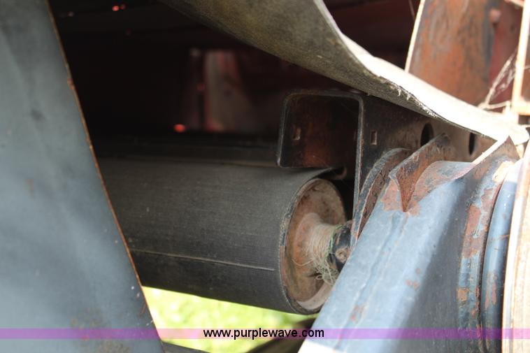 image for item J2007 Case IH 8610 bale processor