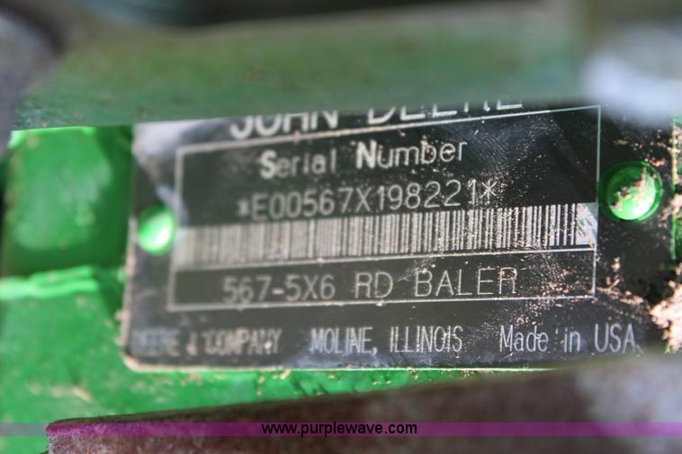 image for item J2008 2003 John Deere 567 round baler