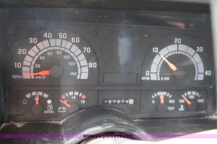 image for item J2025 1992 GMC TopKick feed delivery truck