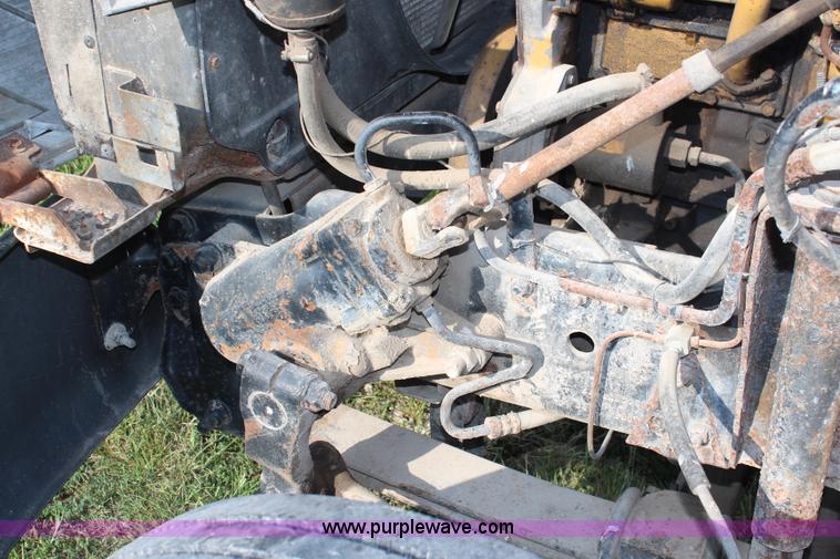 image for item J2025 1992 GMC TopKick feed delivery truck