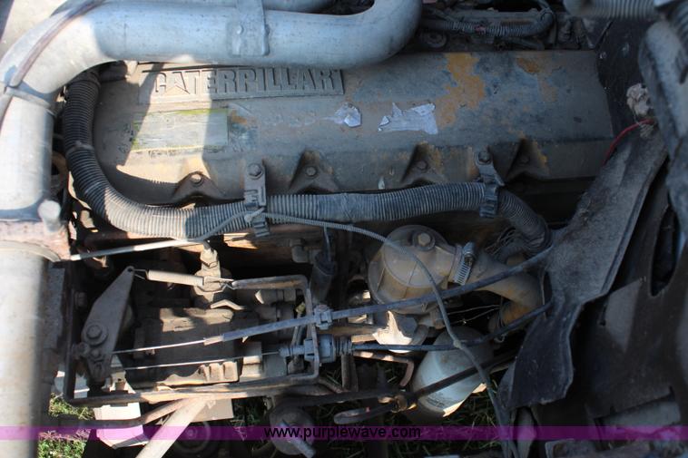 image for item J2025 1992 GMC TopKick feed delivery truck