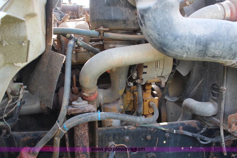 image for item J2025 1992 GMC TopKick feed delivery truck