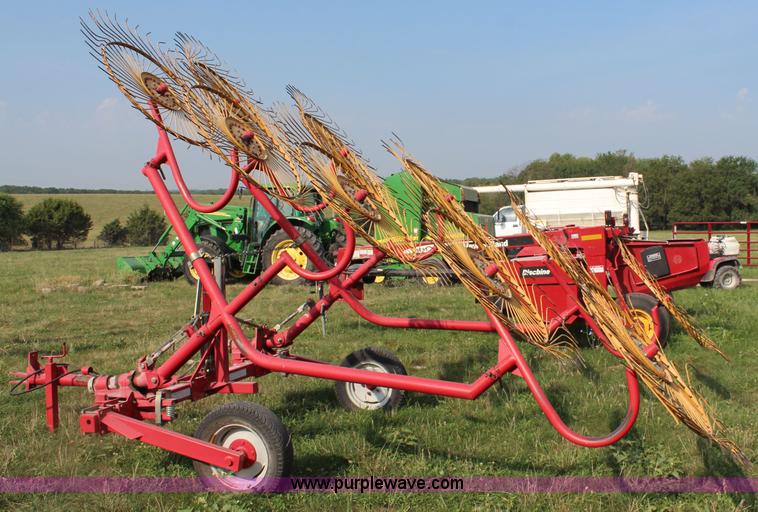 image for item J2027 Tonutti RCS 10 wheel rake