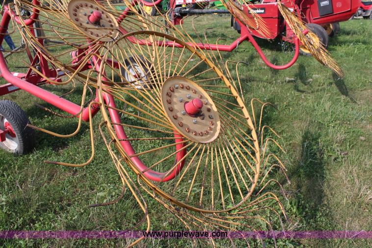 image for item J2027 Tonutti RCS 10 wheel rake