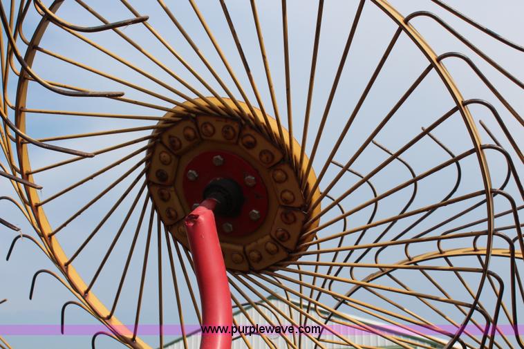 image for item J2027 Tonutti RCS 10 wheel rake