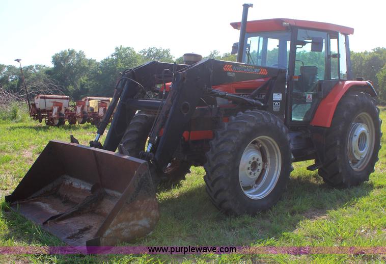 image for item J2104 1993 AGCO Allis 8630 MFWD tractor