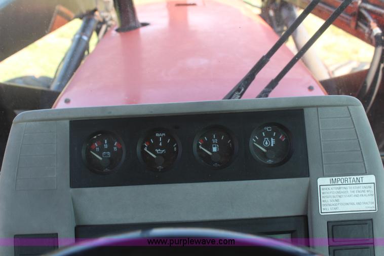 image for item J2104 1993 AGCO Allis 8630 MFWD tractor