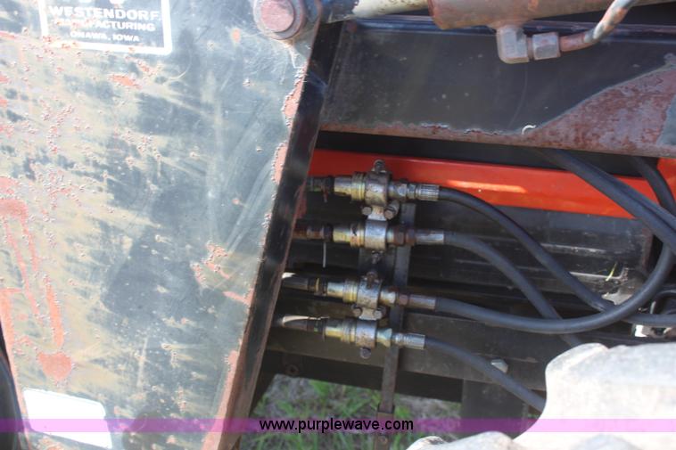 image for item J2104 1993 AGCO Allis 8630 MFWD tractor