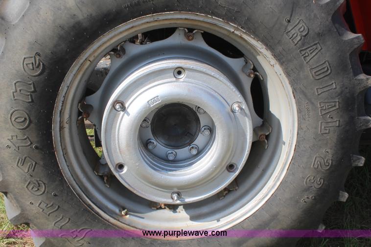 image for item J2104 1993 AGCO Allis 8630 MFWD tractor