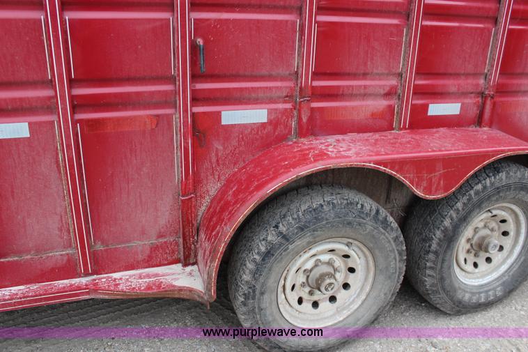 image for item J2112 1995 Titan gooseneck livestock trailer