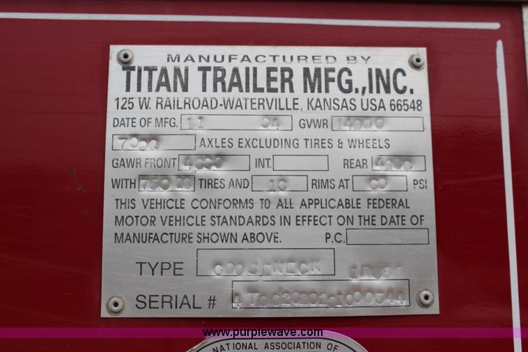 image for item J2112 1995 Titan gooseneck livestock trailer