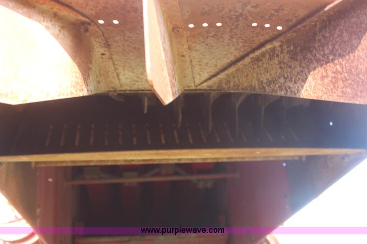 image for item J2134 International 715 combine