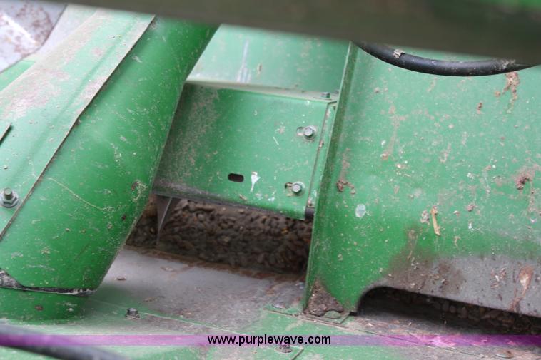 image for item J2187 1990 John Deere 9400 combine