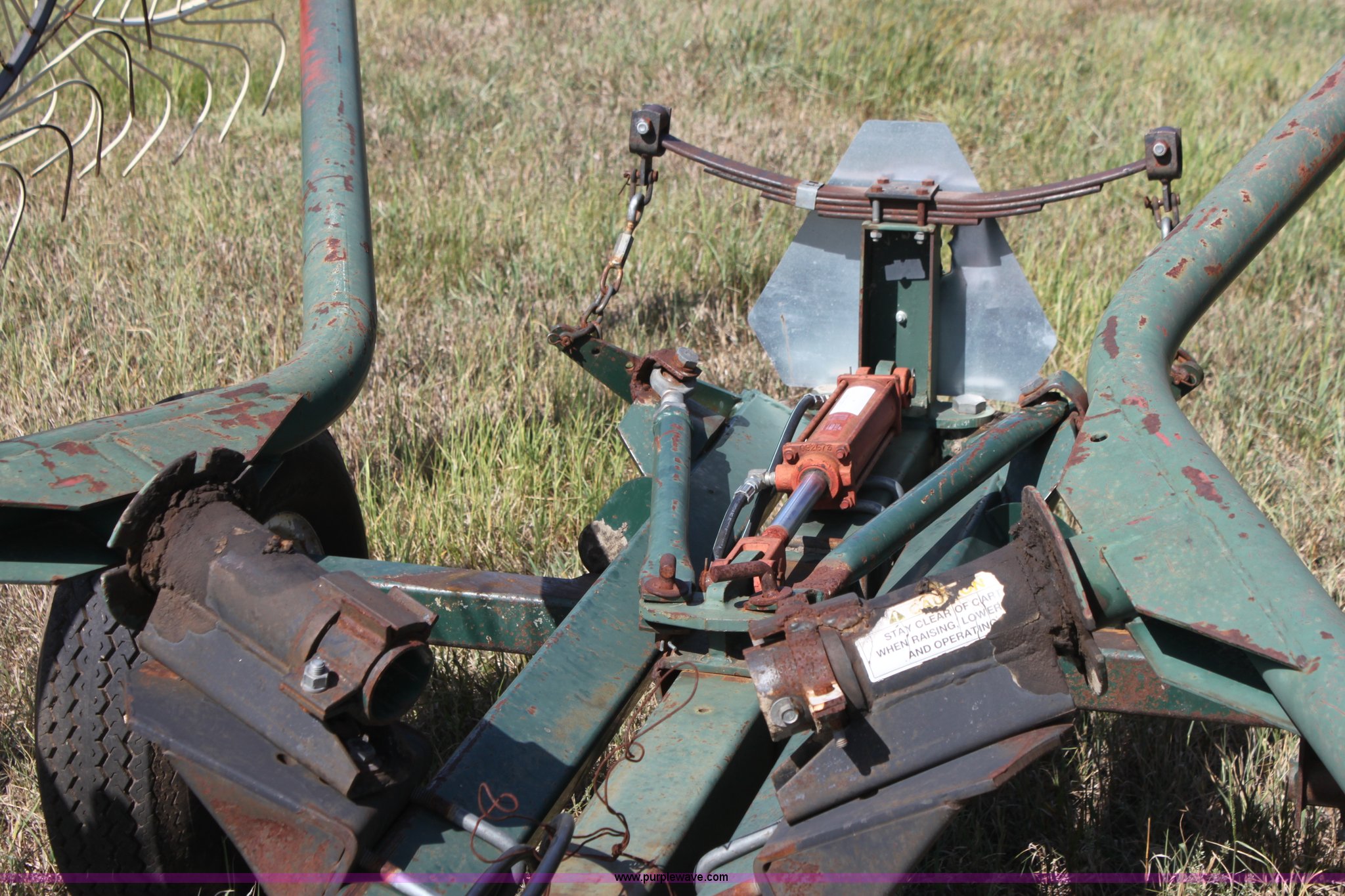 Panorama 10 wheel hay rake in Augusta, KS | Item F3324 sold | Purple Wave