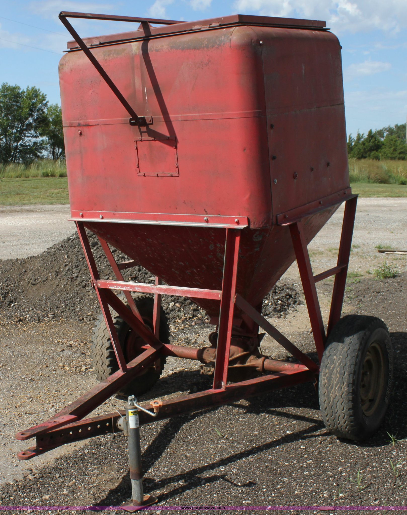 MasseyHarris portable grain bin in Greensburg, KS Item F3334 sold