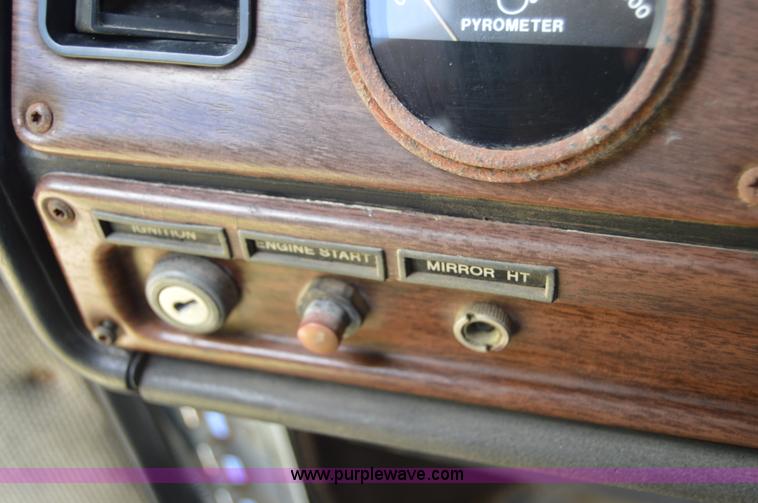 image for item AY9740 1989 Freightliner FLD120 truck cab and chassis