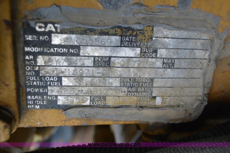 image for item AY9740 1989 Freightliner FLD120 truck cab and chassis