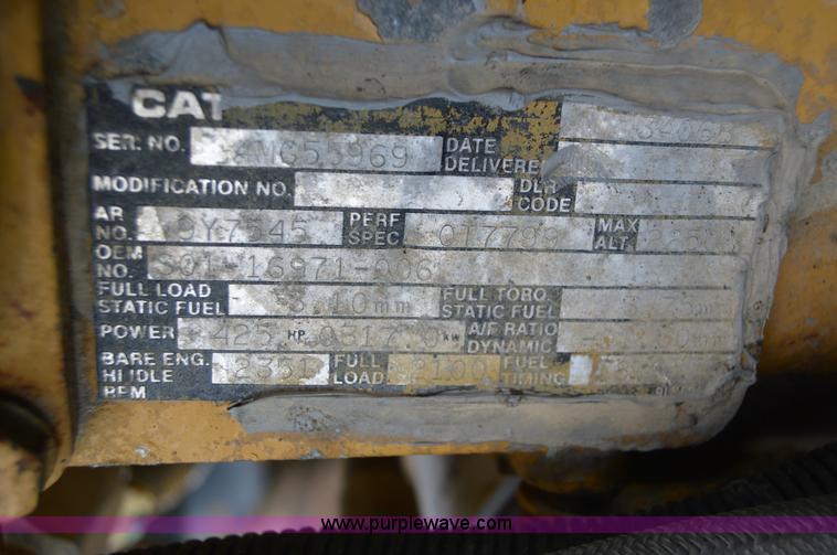 image for item AY9740 1989 Freightliner FLD120 truck cab and chassis