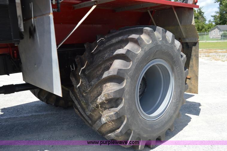 image for item AY9741 2006 Case IH FLX 4510 self-propelled dry spreader applicator