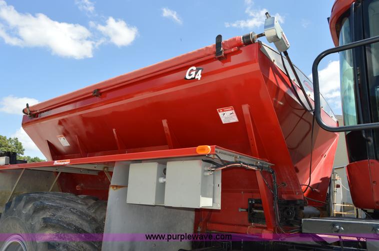 image for item AY9741 2006 Case IH FLX 4510 self-propelled dry spreader applicator