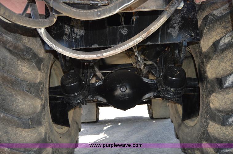 image for item AY9741 2006 Case IH FLX 4510 self-propelled dry spreader applicator