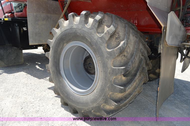 image for item AY9741 2006 Case IH FLX 4510 self-propelled dry spreader applicator