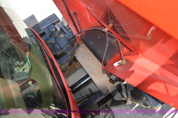 image for item AY9741 2006 Case IH FLX 4510 self-propelled dry spreader applicator