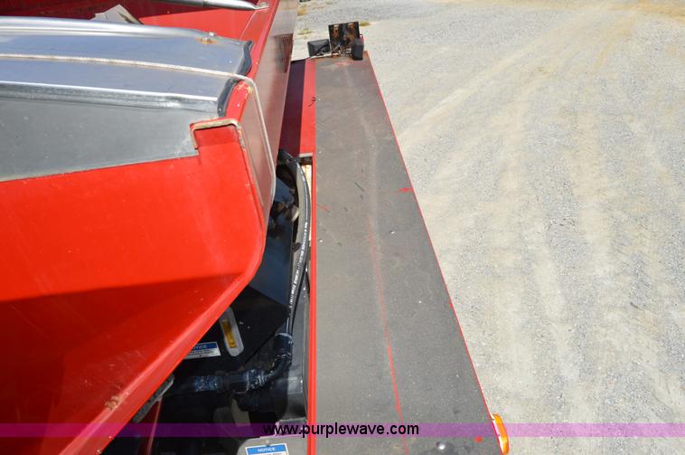 image for item AY9741 2006 Case IH FLX 4510 self-propelled dry spreader applicator