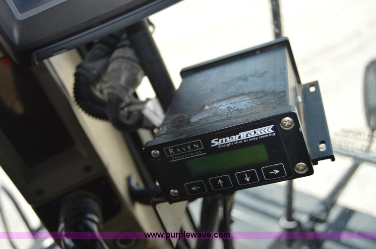 image for item AY9741 2006 Case IH FLX 4510 self-propelled dry spreader applicator