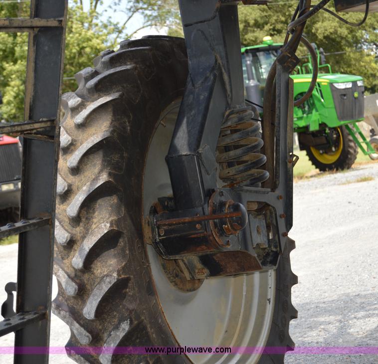 image for item AY9742 2009 Case IH SPX3185 Patriot self-propelled sprayer