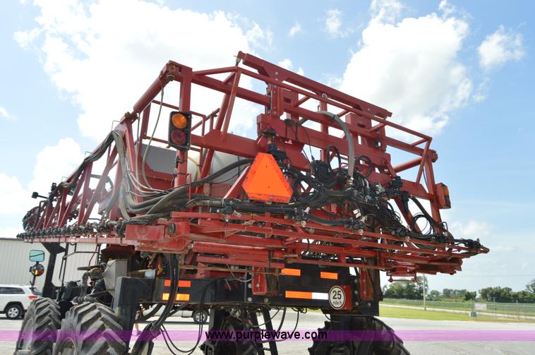 image for item AY9742 2009 Case IH SPX3185 Patriot self-propelled sprayer