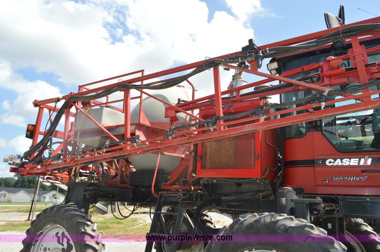 image for item AY9742 2009 Case IH SPX3185 Patriot self-propelled sprayer