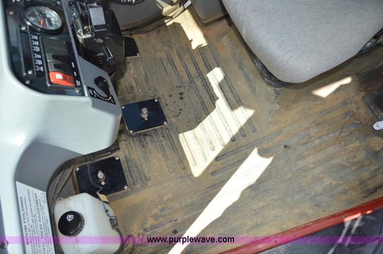 image for item AY9742 2009 Case IH SPX3185 Patriot self-propelled sprayer