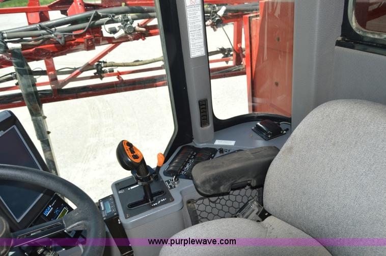 image for item AY9742 2009 Case IH SPX3185 Patriot self-propelled sprayer