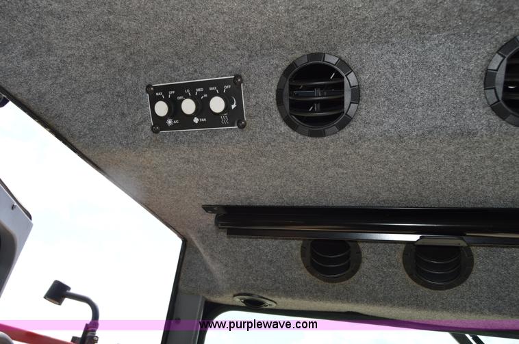 image for item AY9742 2009 Case IH SPX3185 Patriot self-propelled sprayer