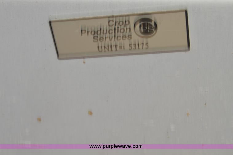 image for item AY9743 Willmar 500 spreader