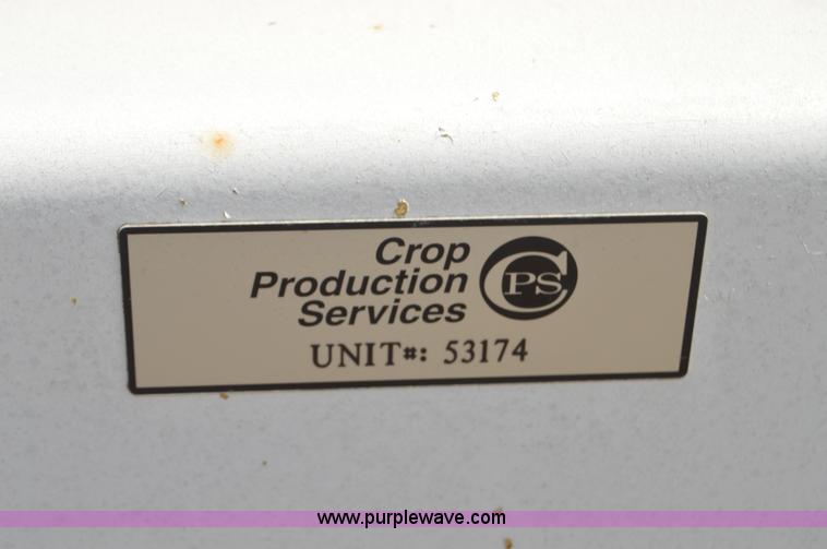 image for item AY9744 Willmar 500 spreader