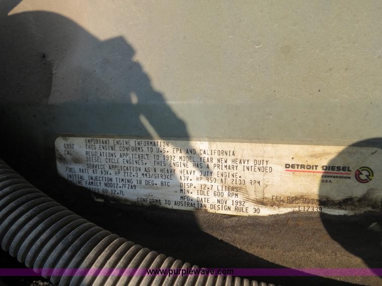 image for item B4926 1993 Freightliner FLD tender truck