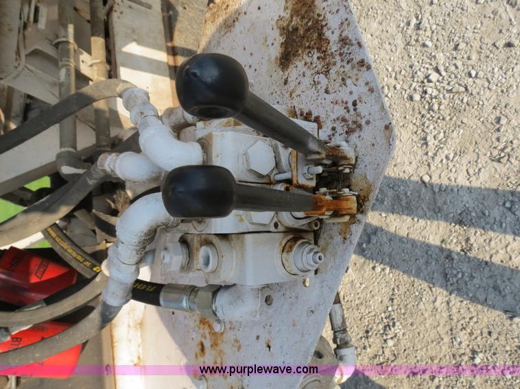 image for item B4926 1993 Freightliner FLD tender truck