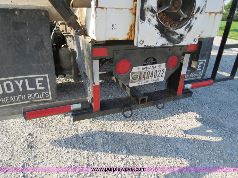 image for item B4926 1993 Freightliner FLD tender truck