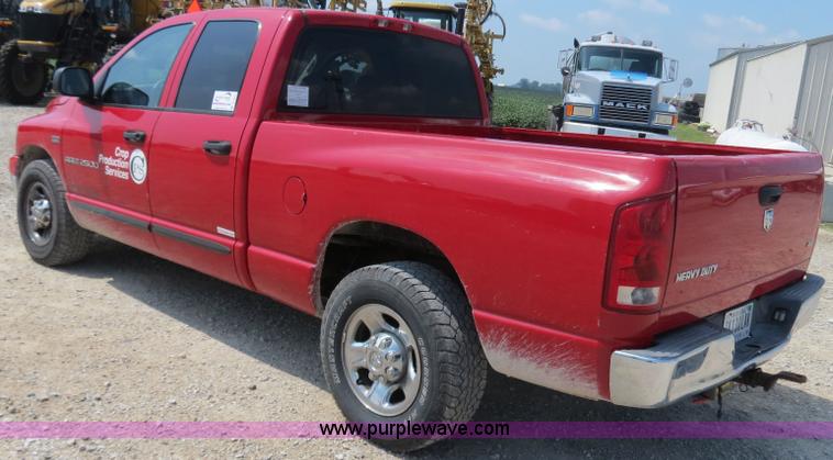 image for item B4931 2006 Dodge Ram 2500 Quad Cab pickup truck